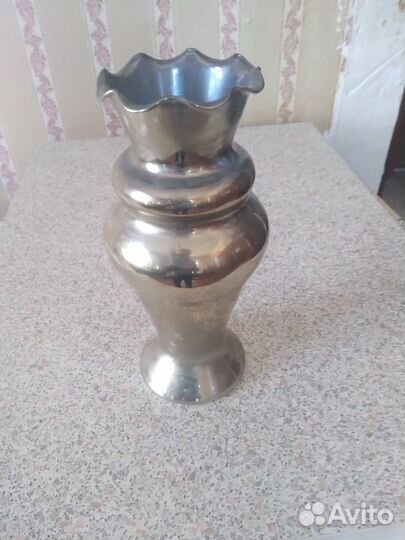 Продаю вазу для цветов