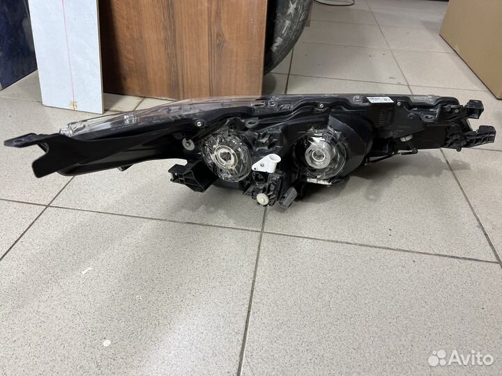 Фара на Короллу 180 рестайлинг