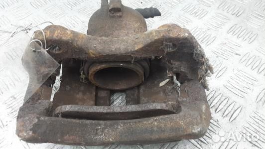 Суппорт тормозной передний правый nissan almera N1