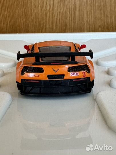 Игрушечная машинка спорт карвет