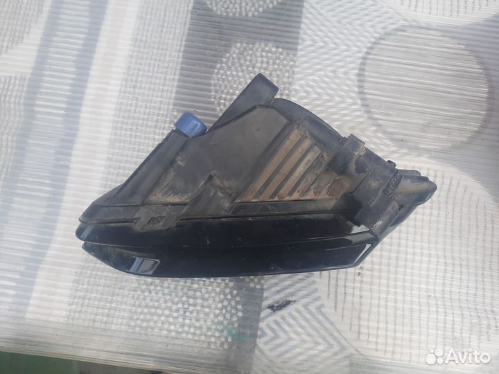 Фара противотуманная левая audi a4 B8