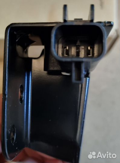 Kia Sportage 4 замок капота