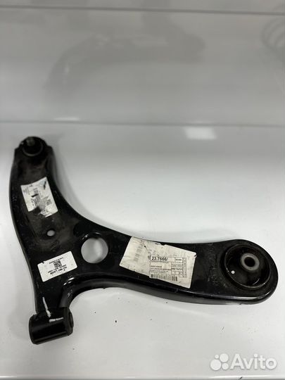 Рычаг поперечый Hyundai Solaris 2017 оригинал