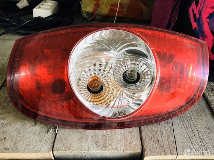 Фонарь на ниву Шевроле