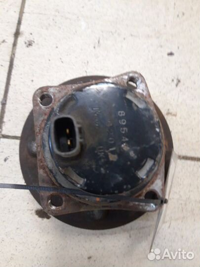 Ступица задняя правая Toyota Corolla E120