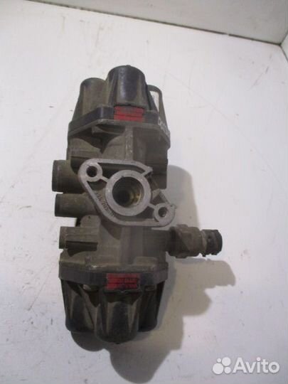 Кран защитный 4-х контурный Mercedes-Benz A9347050