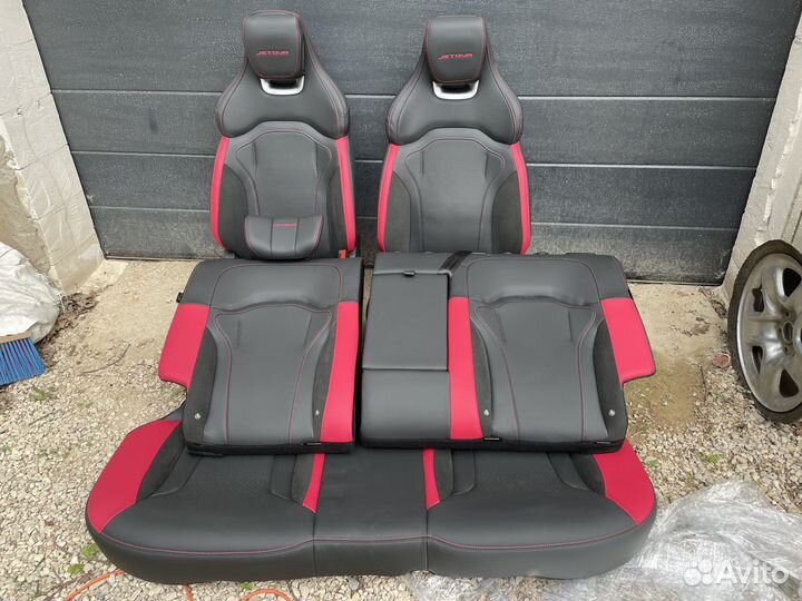 Сиденья комплект Jetour Dashing