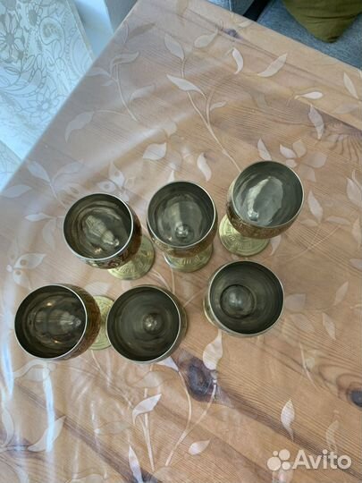 Бокалы металличечкие и поднос