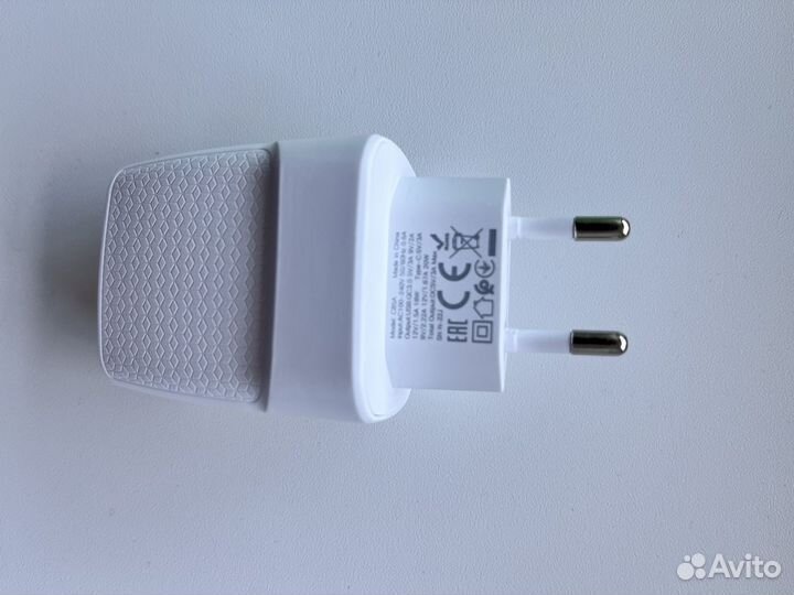 Адаптер питания hoco 20w (быстрая зарядка)
