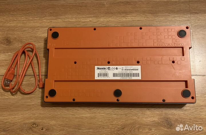 Миди клавиатура novation launchkey mini
