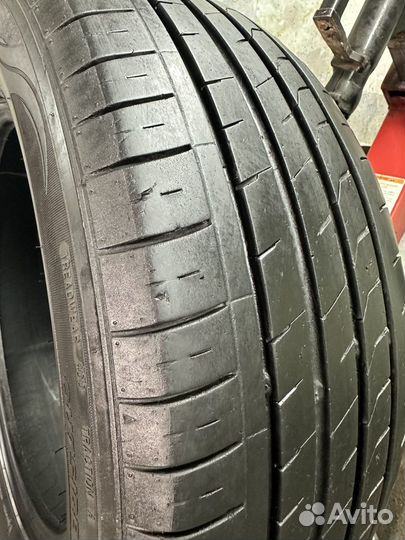 Nexen N'Fera SU1 215/60 R16