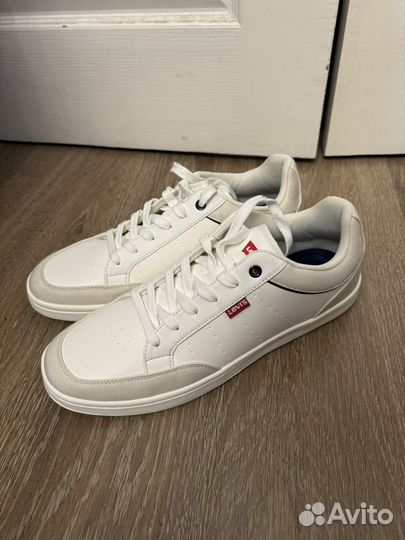 Кроссовки levis новые