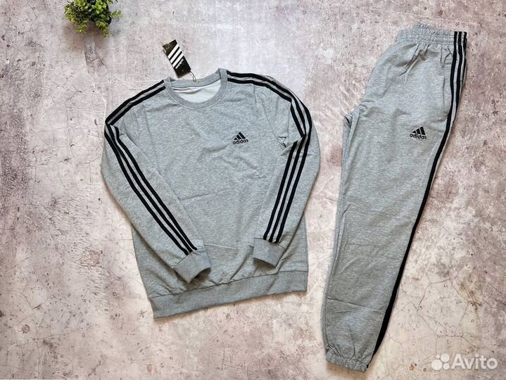 Спортивные костюмы Adidas