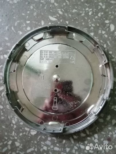 Колпак ступицы колеса Cadillac Escalade