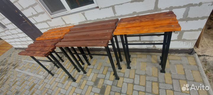 Лавочка и столик на кладбище