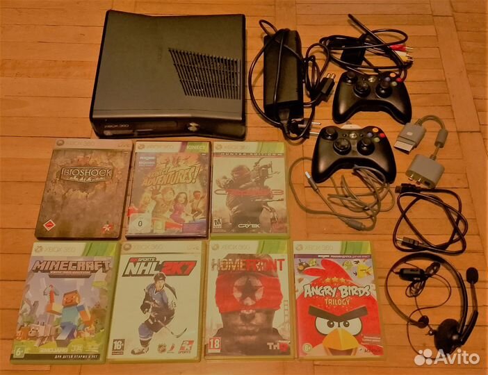 Xbox 360 Slim + Комплект + Игры