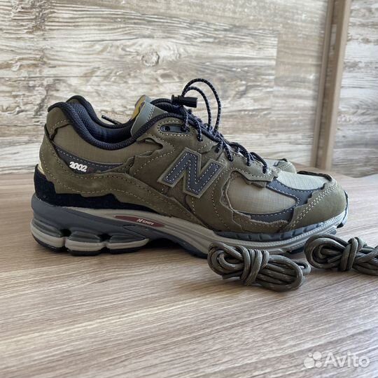 Оригинал Кроссовки New Balance 2002R новые