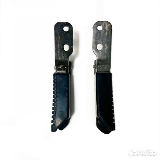 Подножки пассажира Suzuki Adress 110/50 UG (Б.У)