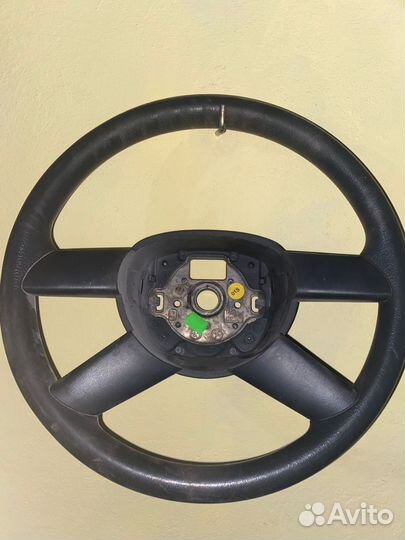 Запчасти Volkswagen Golf 5