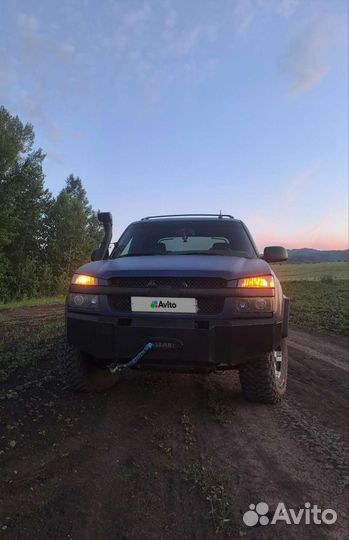 Chevrolet Avalanche 5.3 AT, 2003, 195 000 км