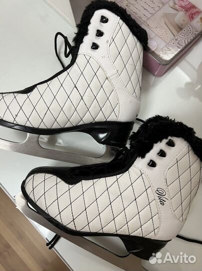 Коньки фигурные vita