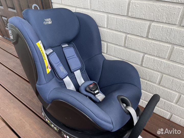 Автокресло britax romer dualfix 2R