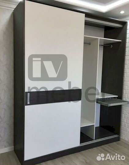 Шкаф распашной