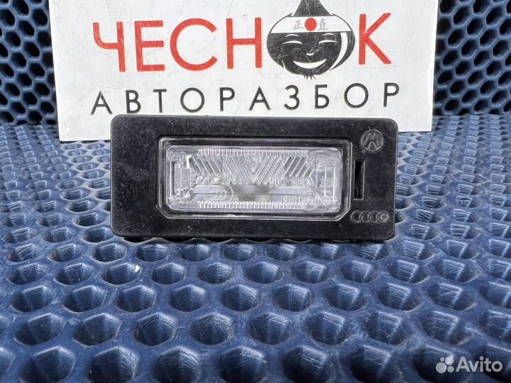 Плафон подсветки / освещения Audi A5 8T 2007-2011