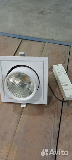 Встраиваемый светодиодный светильник