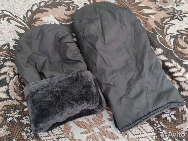 Варежка на каляску