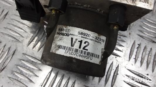 Блок ABS hyundai I40 (4UK13KW01)