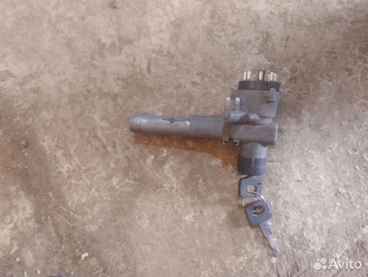 Замок зажигания на mercedes бенс / бус