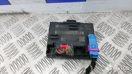 Блок комфорта skoda superb 2 (HBG15M301)