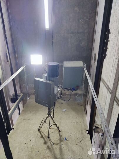 Лебёдка для монтажа лифтов. (Аналог tirak)