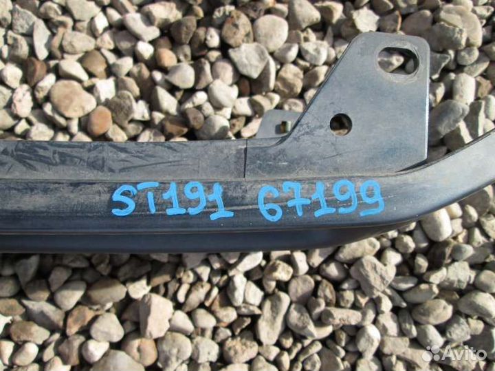 Решетка радиатора Toyota Caldina ST195 3S-FE 1994