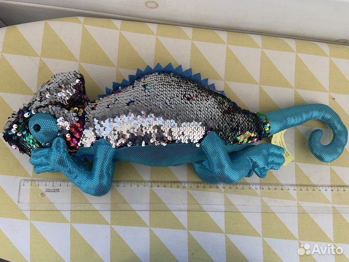 Хамелеон игрушка