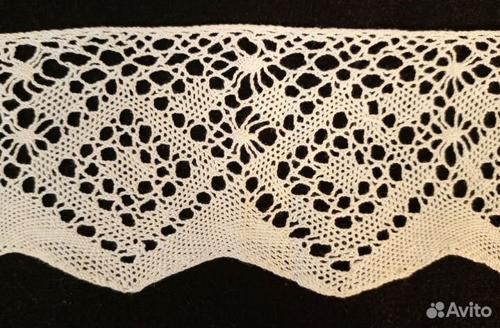 Кружево с фестонами ручной работы