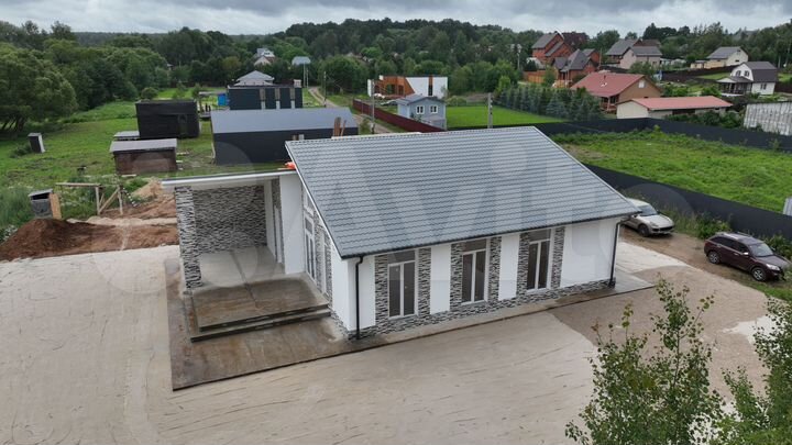 Дом 170 м² на участке 8 сот.