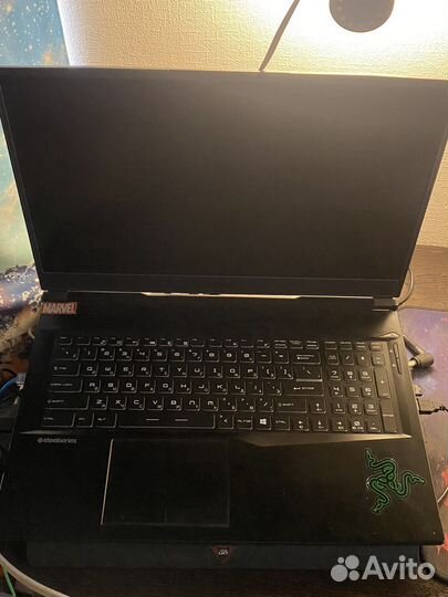 Игровой ноутбук MSI GL75-9SCK 17.3