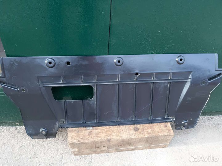 Защита моторного отсека