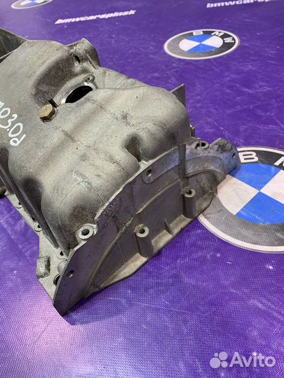 Масляный поддон BMW X5 E70 2008 7796325