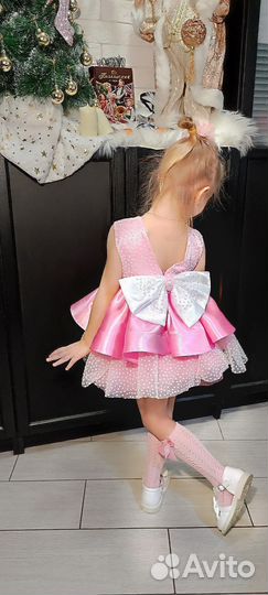 Платье праздничное для девочки-3 -4 года