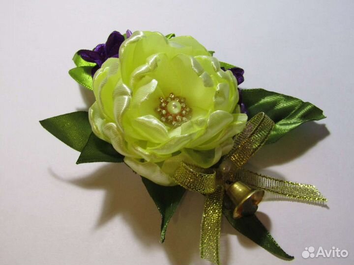 Брошка для выпускного