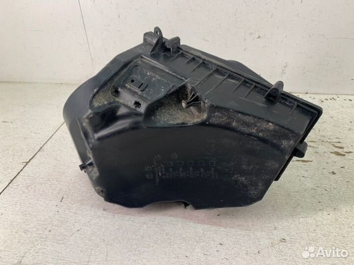 Корпус воздушного фильтра Bmw 5Er G30 2016