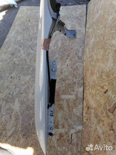 Крыло переднее правое Toyota Ipsum ACM21W 2azfe