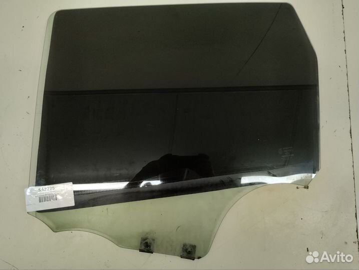 Стекло двери задней левой Renault Duster 2012