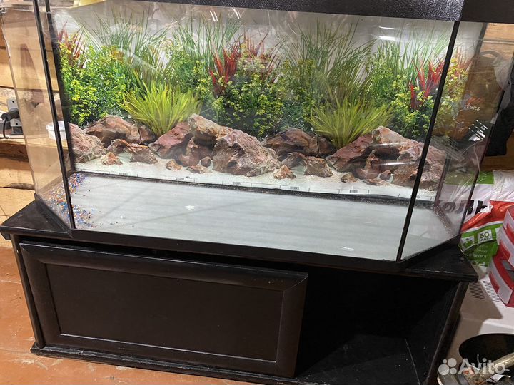 Аквариум с тумбой