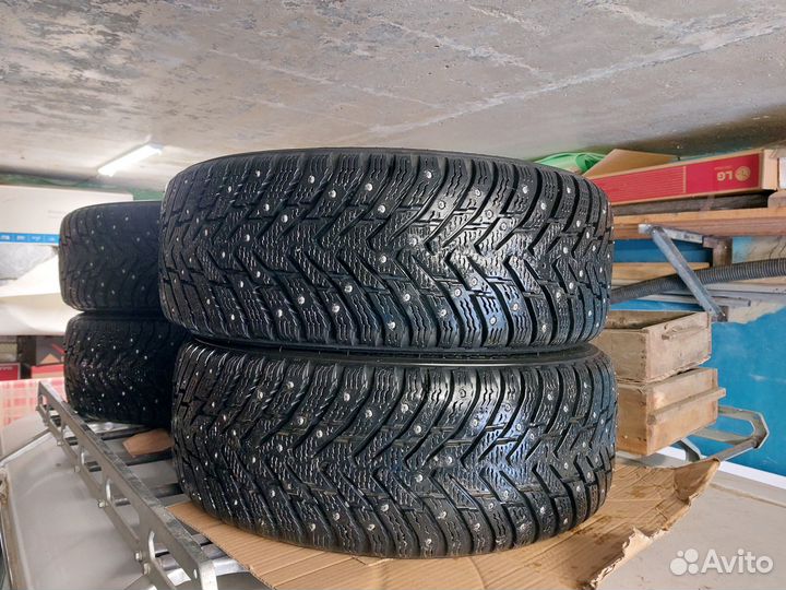 Nokian Tyres Hakkapeliitta 8 205/55 R16 94T