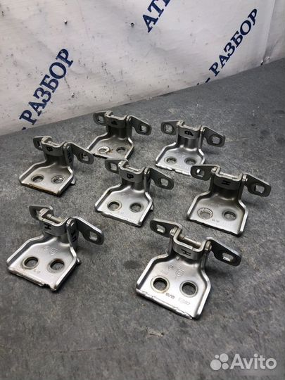 Петля двери Renault Logan 2 Stepway