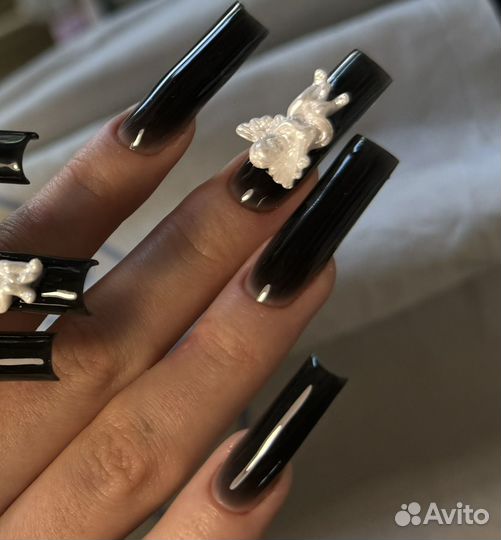 Маникюр с покрытием гелем, Наращивание ногтей